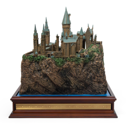The Noble Collection : Harry Potter - Escultura Castelo de Hogwarts - Pré Encomenda