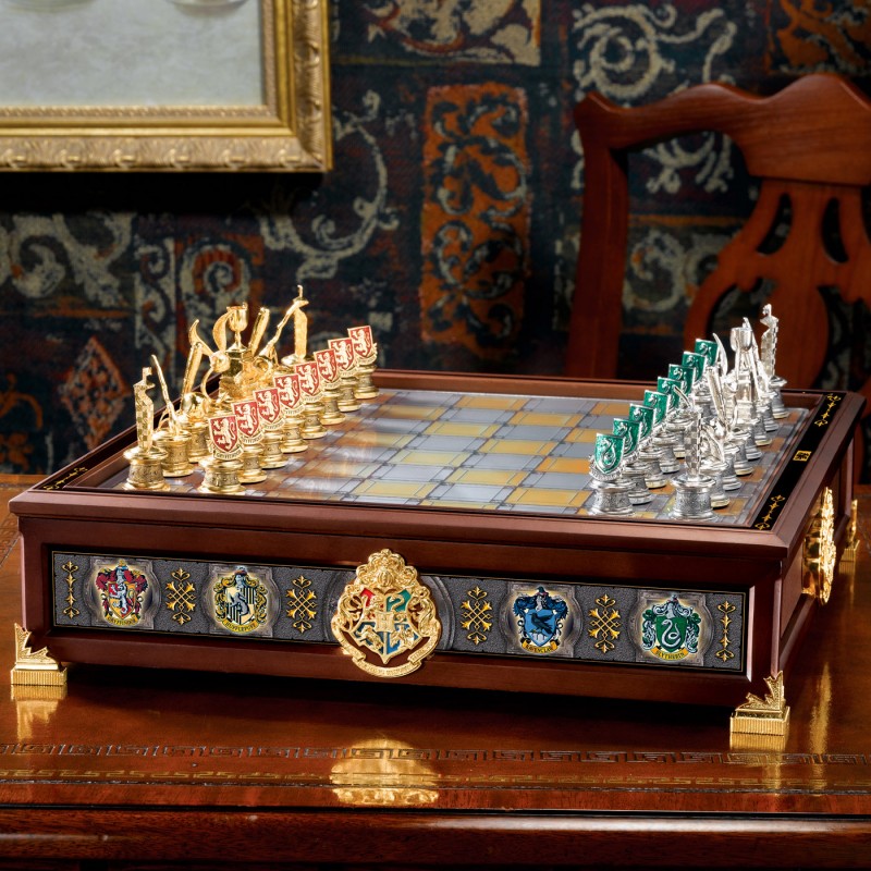 The Noble Collection -  Harry Potter: Quidditch Chess Set - Xadrez