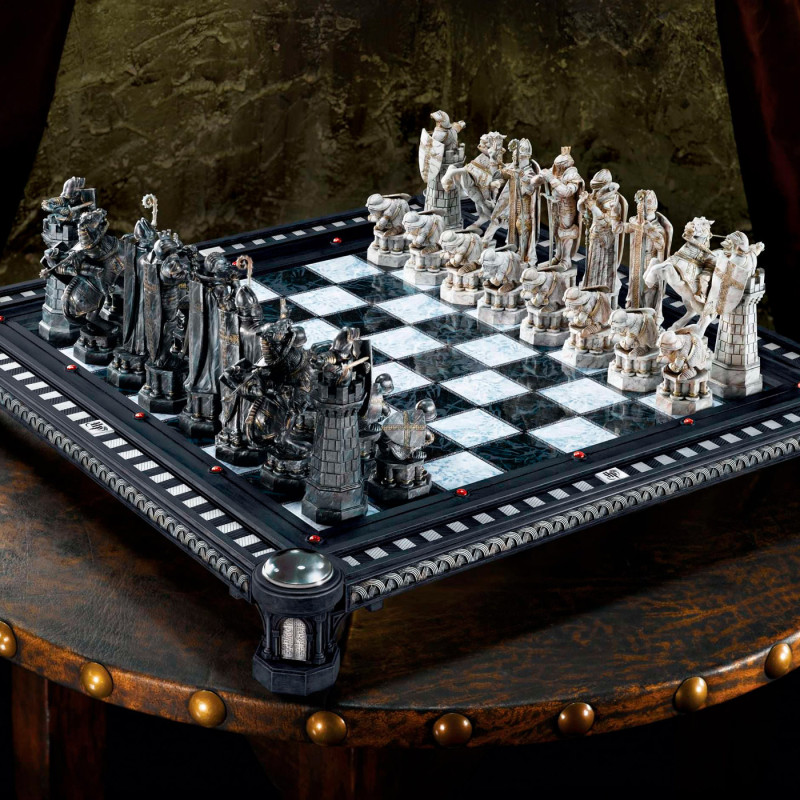 The Noble Collection -  Harry Potter: Challenge Chess Set - Xadrez